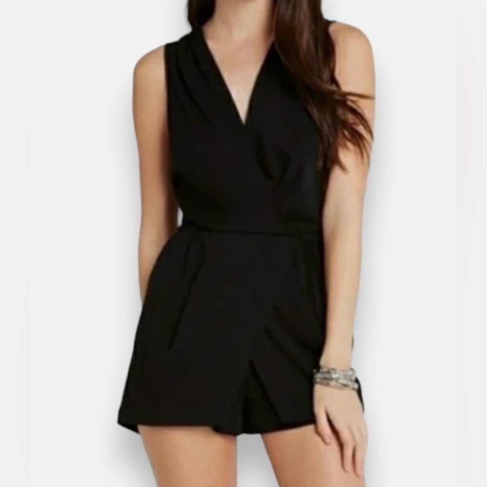BCBGeneration Black Sleeveless V-Neck Romper